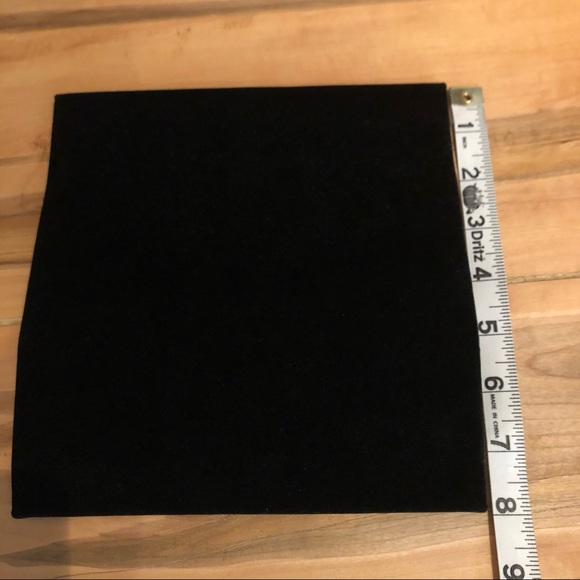 Velvet bracelet/ watch display - Picture 4 of 5